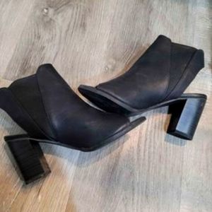 Black open toe bootie